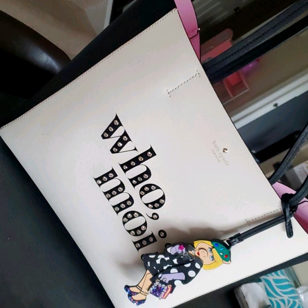 Kate spade Who Moi purse
